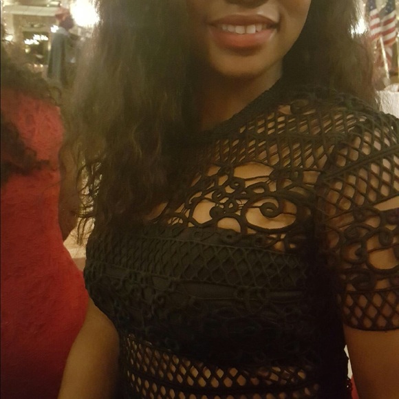 BF SALE🌑🙌🏾[Express] Lace Dress - Picture 5 of 8